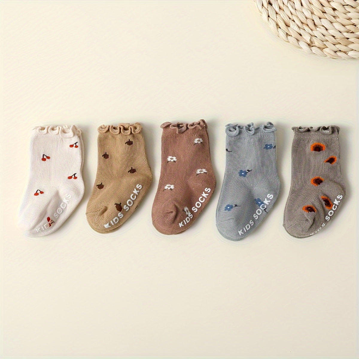 5 Pairs of Baby Girls Solid Color Four Seasons Jacquard Short Socks with Wooden Ears And Glue for Anti-Slip
