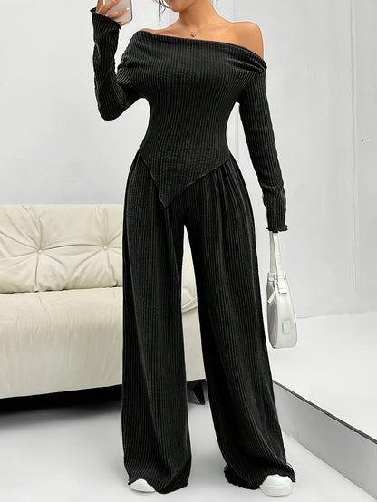 Elegant Two-Piece Stripe Set with Strapless T-Shirt and Wide-Leg Pants
