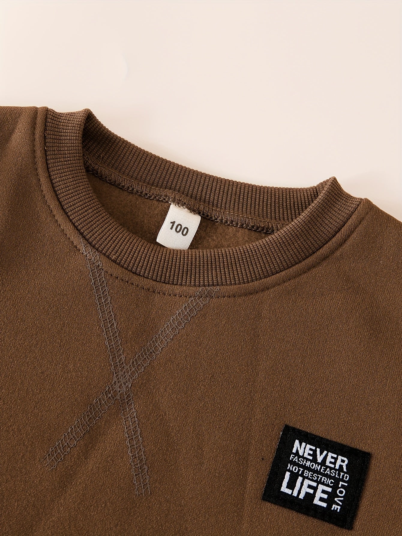 Աշնանային ձմեռային նոր, հաստ, կլոր վզով սվիտեր, երկար թևքերով, 3 գույնանի, պատչվորք, խաչաձև նախշերով, տառերով պատչ, տաք, հարմարավետ, առօրյա, բազմակողմանի սպորտային տաբատ, 2 հատանոց հավաքածու, DONABEBE, բացօթյա օգտագործման համար