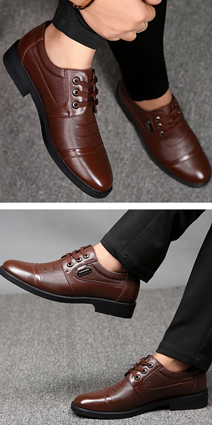 Տղամարդու բնական կաշվից ձմեռային տաք, գործնական, առօրյա կոշիկներ՝ ռետինե ներբանով, ցածր վերնամասով, կապիչներով և գործվածքային աստառով՝ ամբողջ օրվա հարմարավետության համար, սև միագույն՝ գրասենյակի և ամենօրյա կրելու համար։