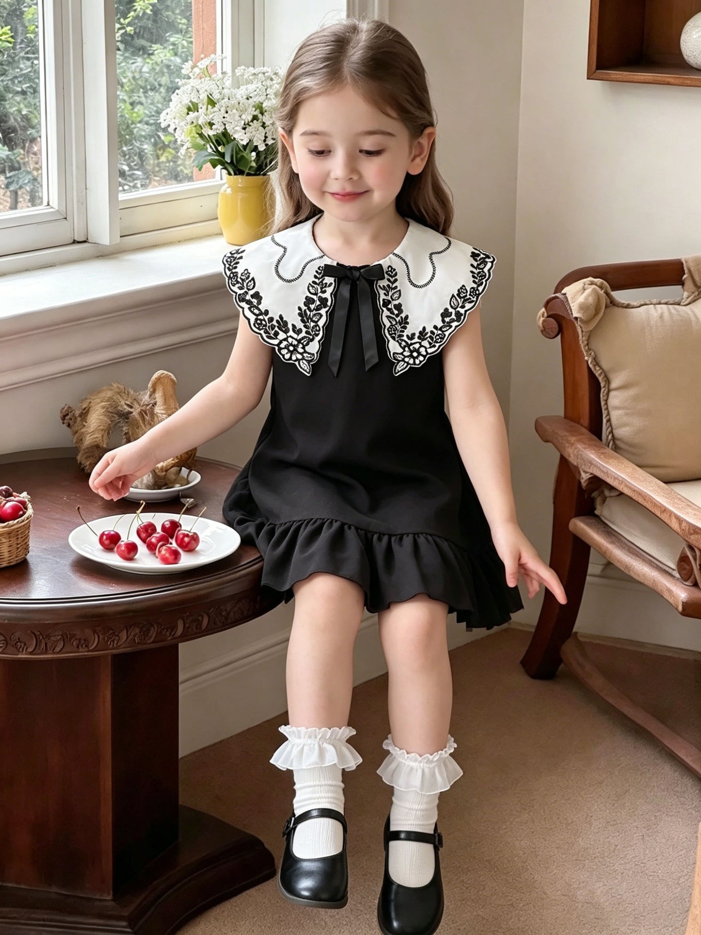 Girls Embroidered Peter Pan Collar Sleeveless Dress