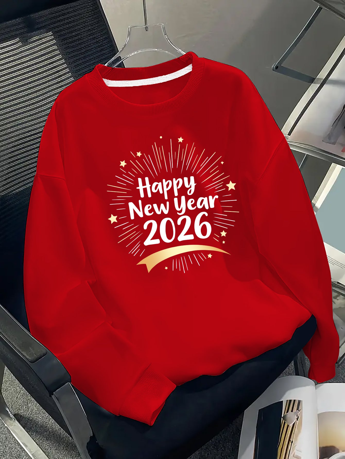 Men's Happy New Year 2026 Print Round Neck Sweater - Casual Long Sleeve Pullover with Chinese/English Lettering, Machine Washable Winter Sweaters for Parties, Daily Wear & New Year Gifts (Happy 2026 Design)