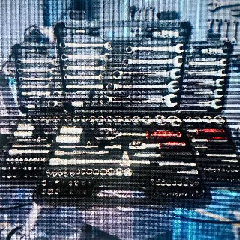 82pcs Multi-Functional Repair Tool Set | Comprehensive Kit for Automotive, Furniture, and Bicycle Mechanics, Metal Socket Wrench Set, Reinforced Material, Suitable for All Scenarios