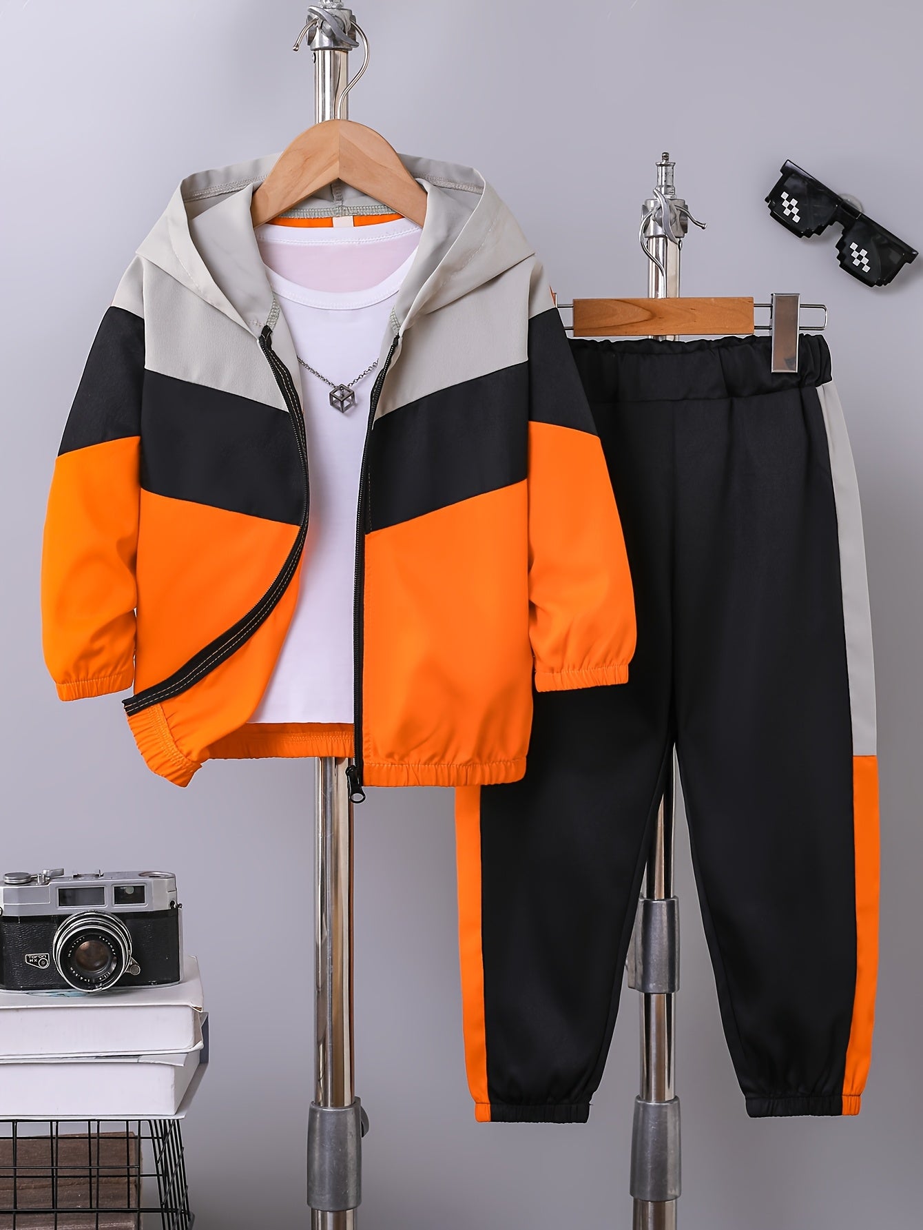 Boys' Casual Color-Block Hooded Jacket and Pants Set