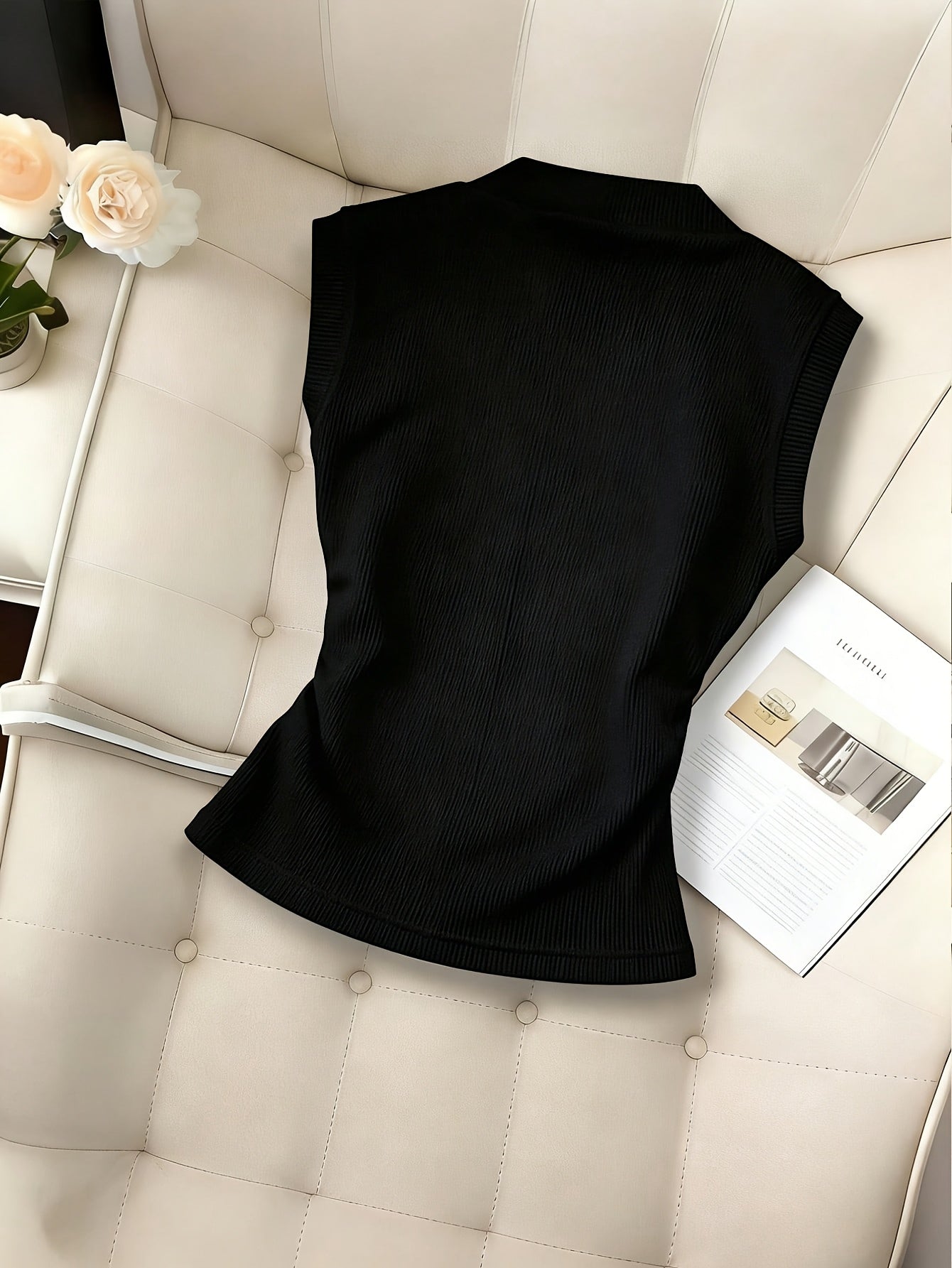 Women’s Elegant Pearl-Embellished Sleeveless Slim-Fit Top