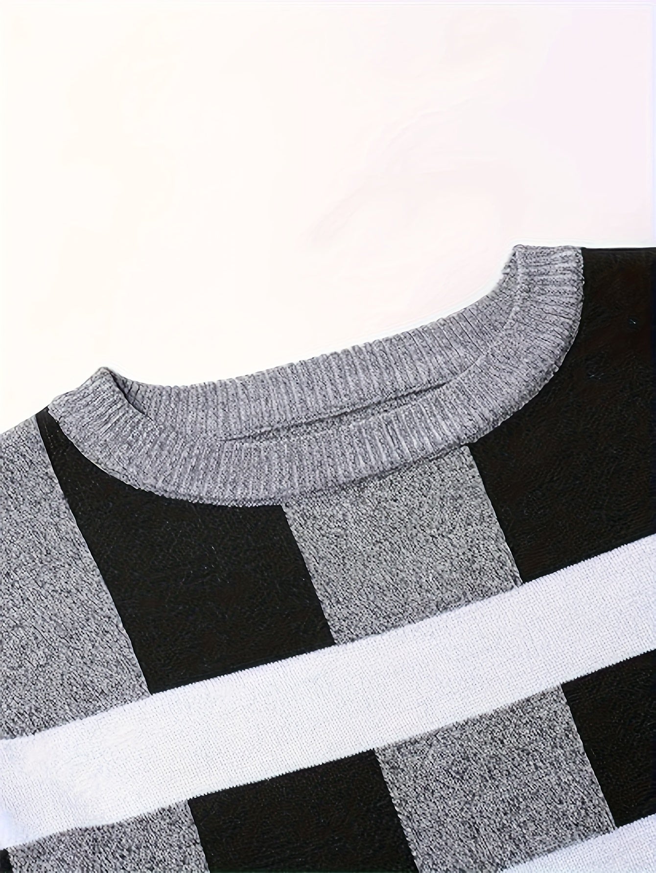 Men's Round Neck Casual Striped Warm Sweater Fashion Knit Pullover Top