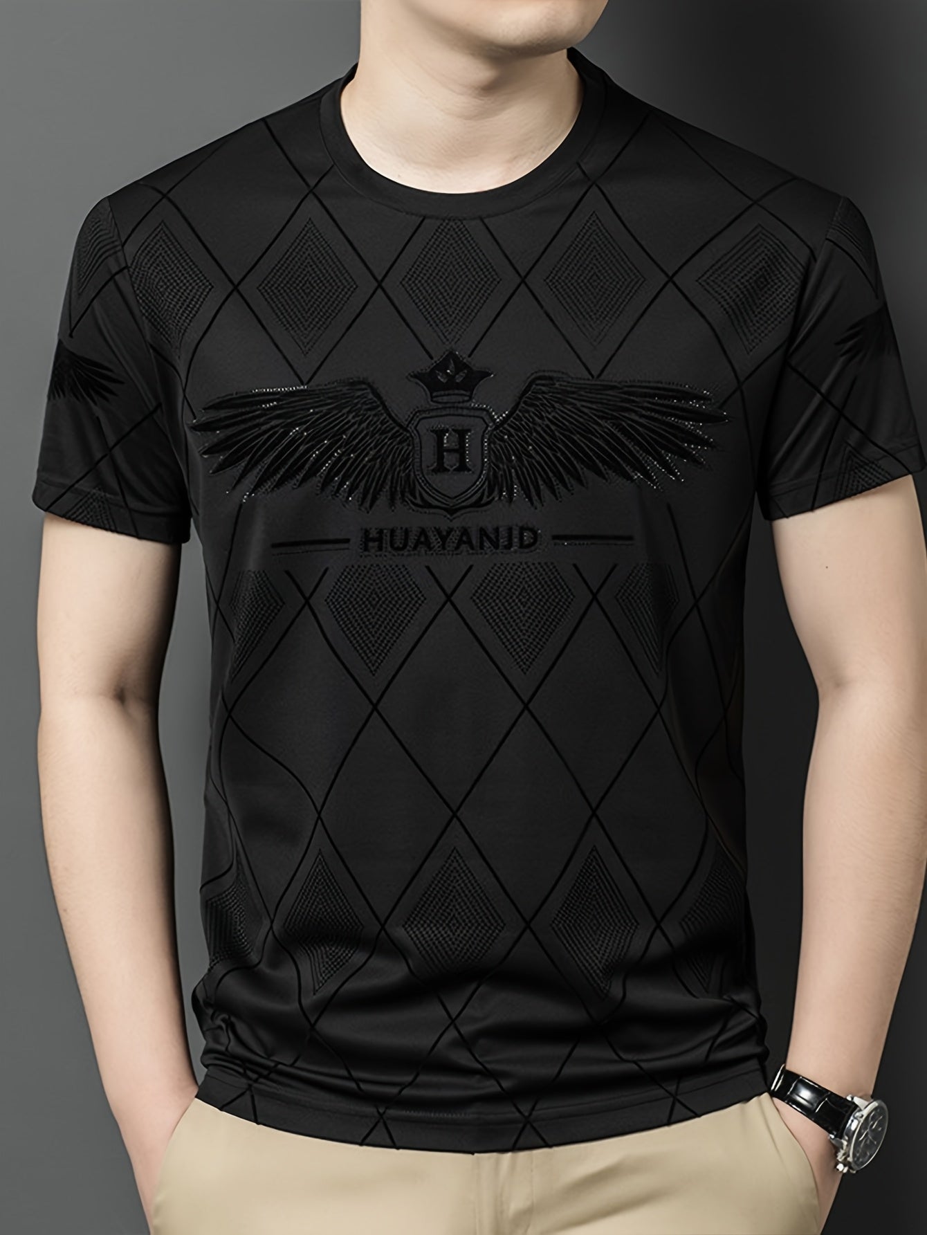 SINBOS Men's 2025 Summer Short Sleeve T-Shirt - Black Casual Graphic Print Tee with Wing  HUYAND Logo Design, Breathable Stretch Fabric, Round Neck Regular Fit for Casual Attire, Nontransparent Material, Relaxed Fit, Trendy