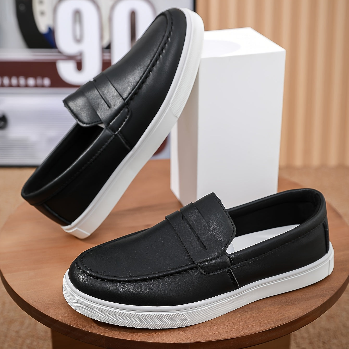 Men's Casual Slip-On Sports Shoes Breathable Low-Top Loafers