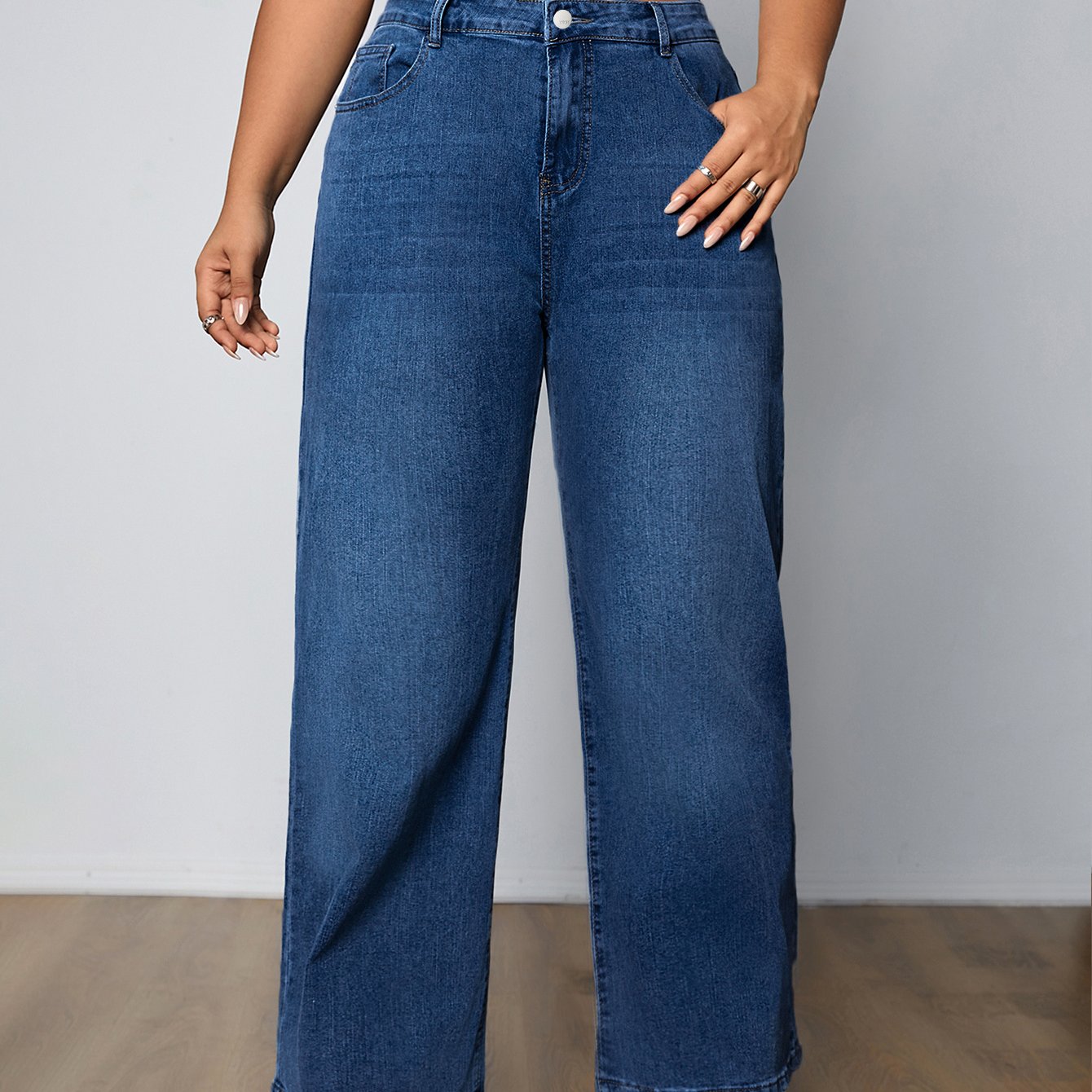 Կանացի Plus Size Casual լվացված կապույտ պարզ կոճակով Fly Բարձր աճ միջին ձգվող ուղիղ ոտքերի ջինսեր