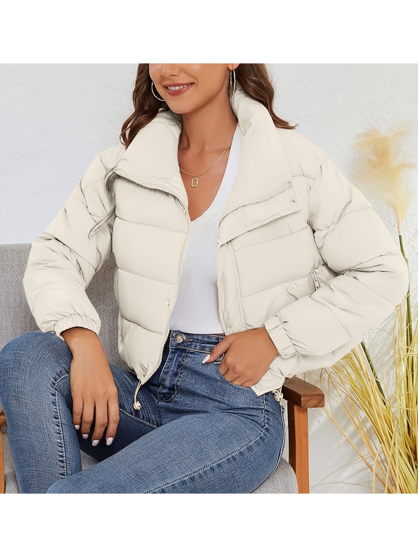 Women'S Lightweight Winter Jacket - Elegant Stand Collar Short Length Quilted Coat with Button Front, H-Silhouette Regular Fit, Long Sleeve Casual Outerwear for Cold Weather, Winter Coats, Seasonal Fashion, Minimalist Style,