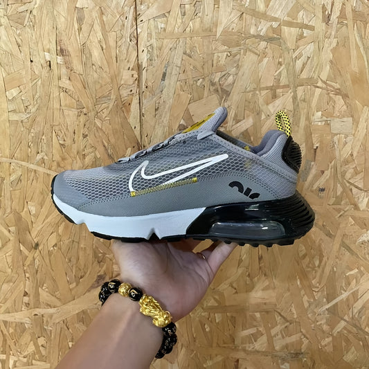 Nike Air Max 2090 Women's Running Sneakers - Lightweight Fabric - ayq