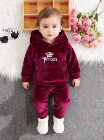 Girls' Long Pants Set, Burgundy Hooded Sweatshirt & Sweatpants, New Autumn Winter Warm Pullover Top, Fabric Two-Piece Set, Princess English Letter Embroidery with Pockets, Festive Holiday Outfit for Baby Girls, Perfect for Ou