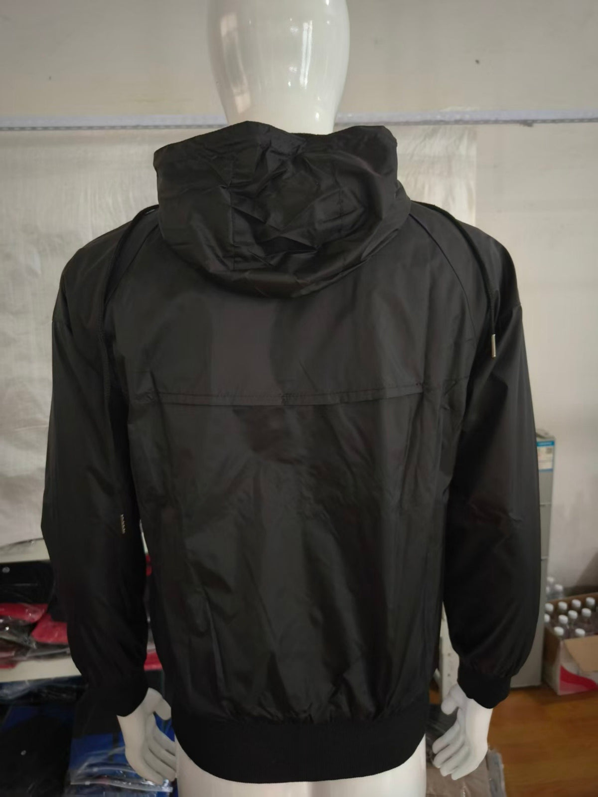 Men's Casual Hooded Zipper Jacket with Gradient Mountain Print