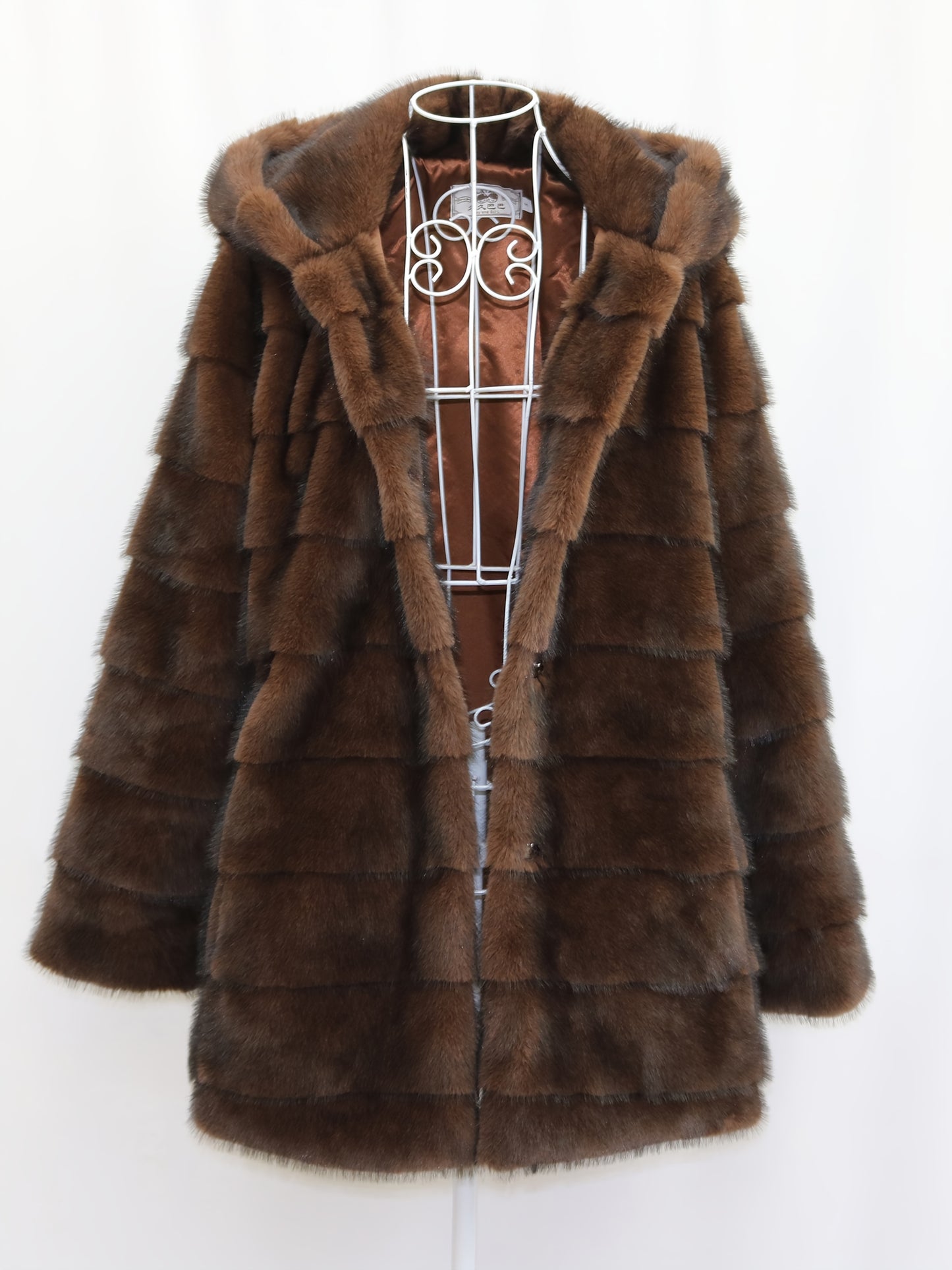 Կանացի էլեգանտ շքեղ ձմեռային վերարկու - երկար պաշտոնական և առօրյա վերարկու, չձգվող ցուրտ եղանակի բաճկոն՝ երեկույթների, գրասենյակի, առօրյայի համար - Կանացի էլեգանտ վերարկու, երեկույթի հագուստ, բարդ դիզայն, փափուկ հյուսվածք, ոճային ձմեռային վերարկու