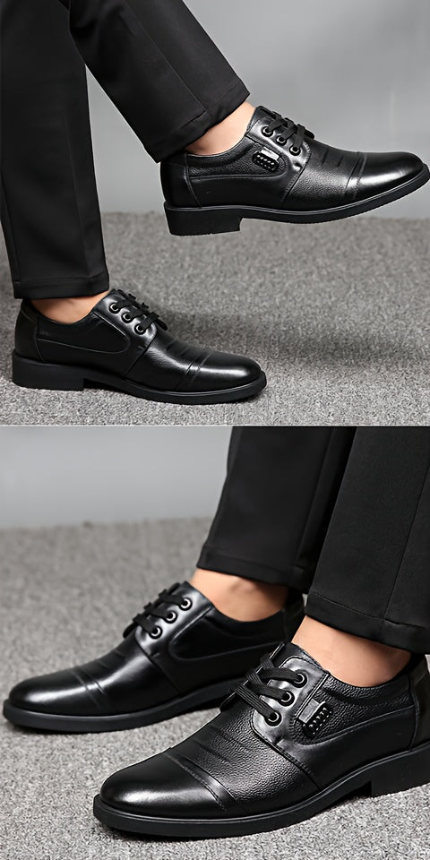 Տղամարդու բնական կաշվից ձմեռային տաք, գործնական, առօրյա կոշիկներ՝ ռետինե ներբանով, ցածր վերնամասով, կապիչներով և գործվածքային աստառով՝ ամբողջ օրվա հարմարավետության համար, սև միագույն՝ գրասենյակի և ամենօրյա կրելու համար։