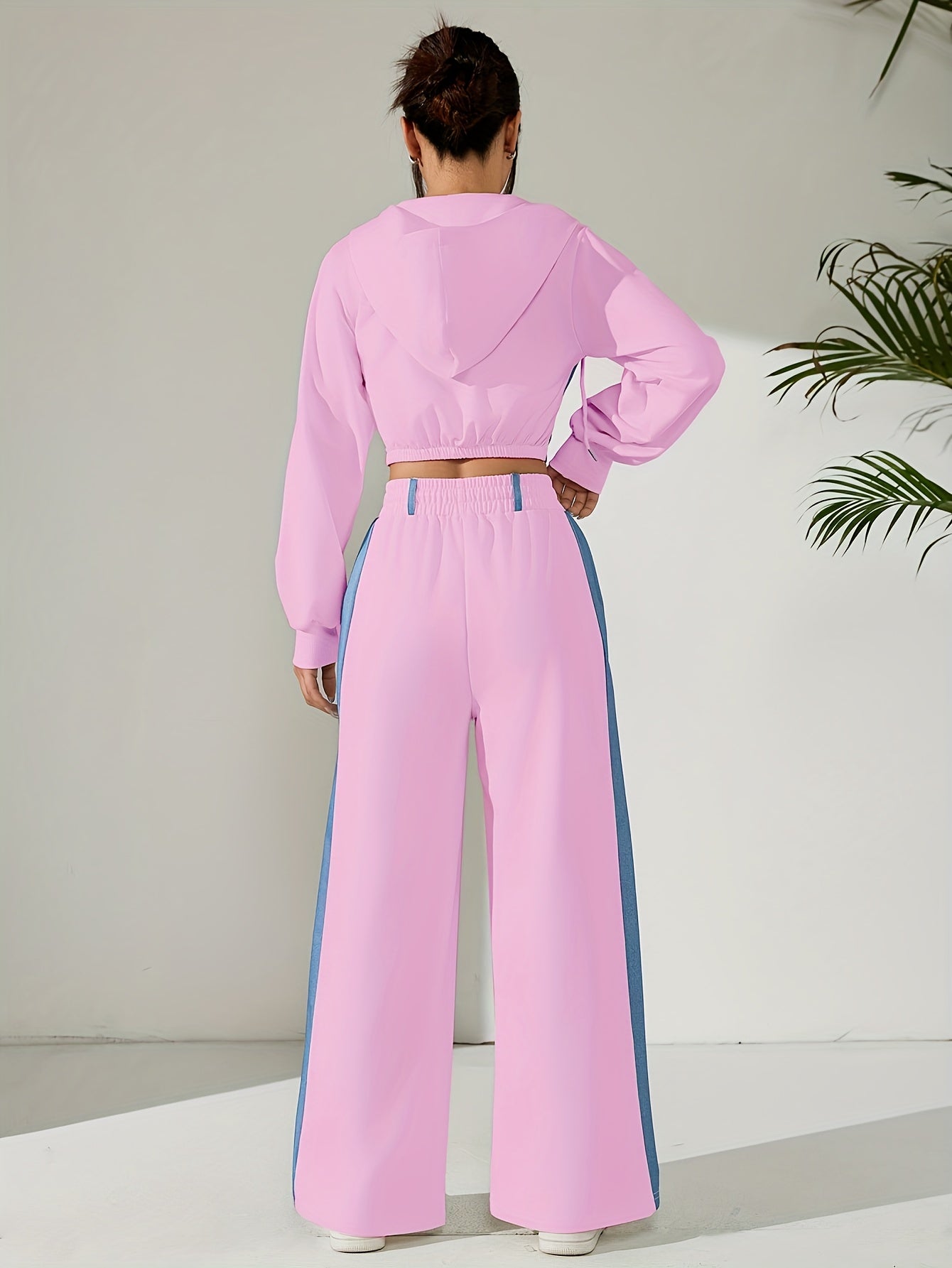 Women's Elegant Hooded Two-Piece Suit with Color Block Pants