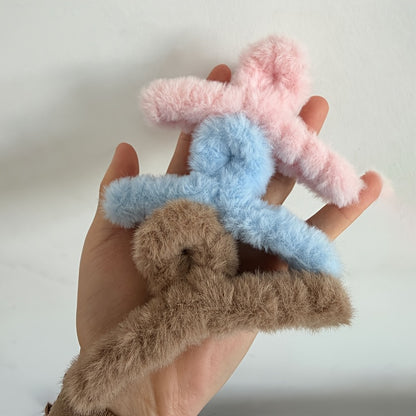 Set of Plush Large Hair Clips for Elegant & Minimalist Styles