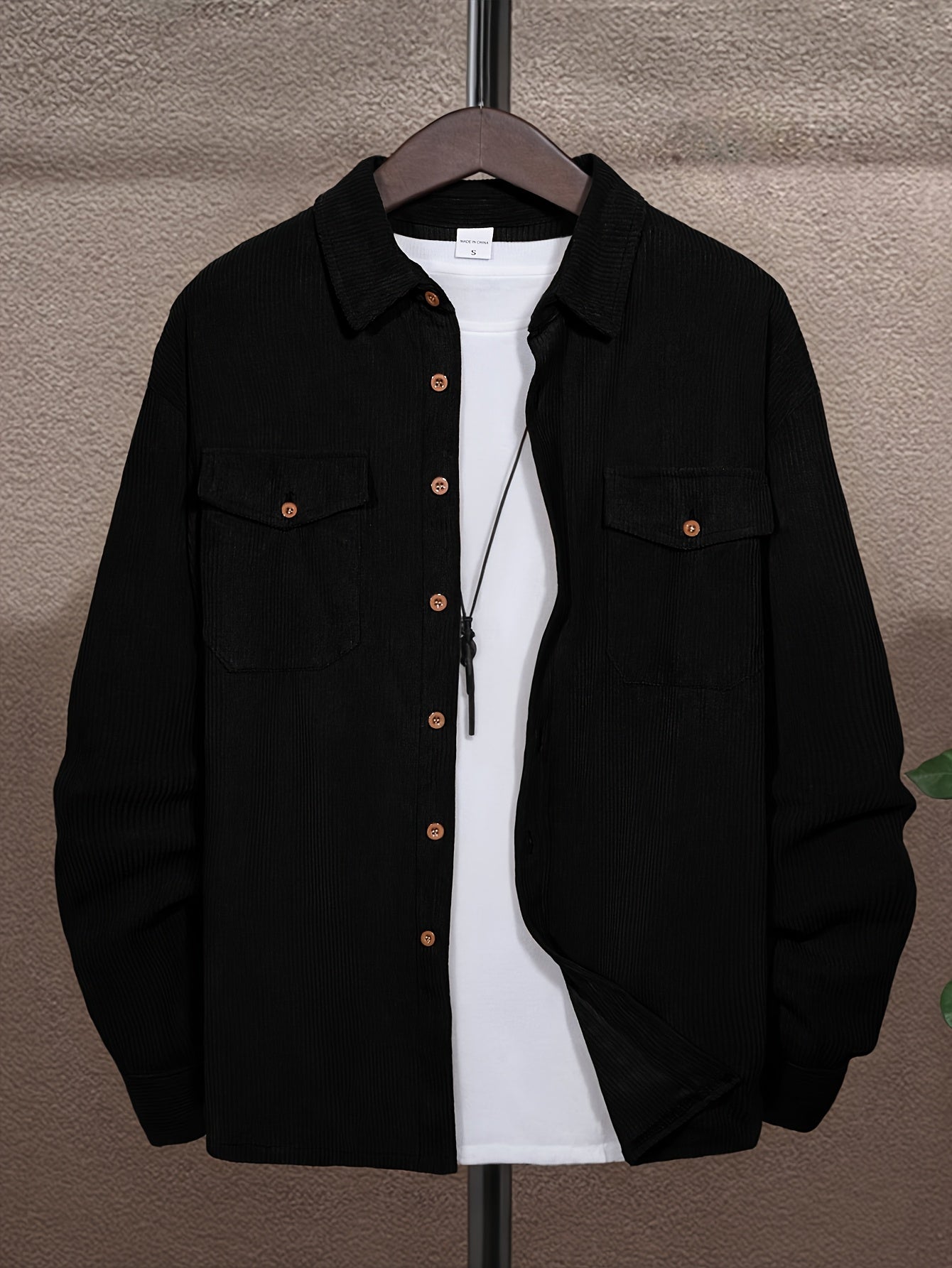 Men'S Long-Sleeve Business Casual Shirt in Lightweight Fabric for Spring And Summer, Featuring a Wrinkle-Resistant And Easy-Care Design.