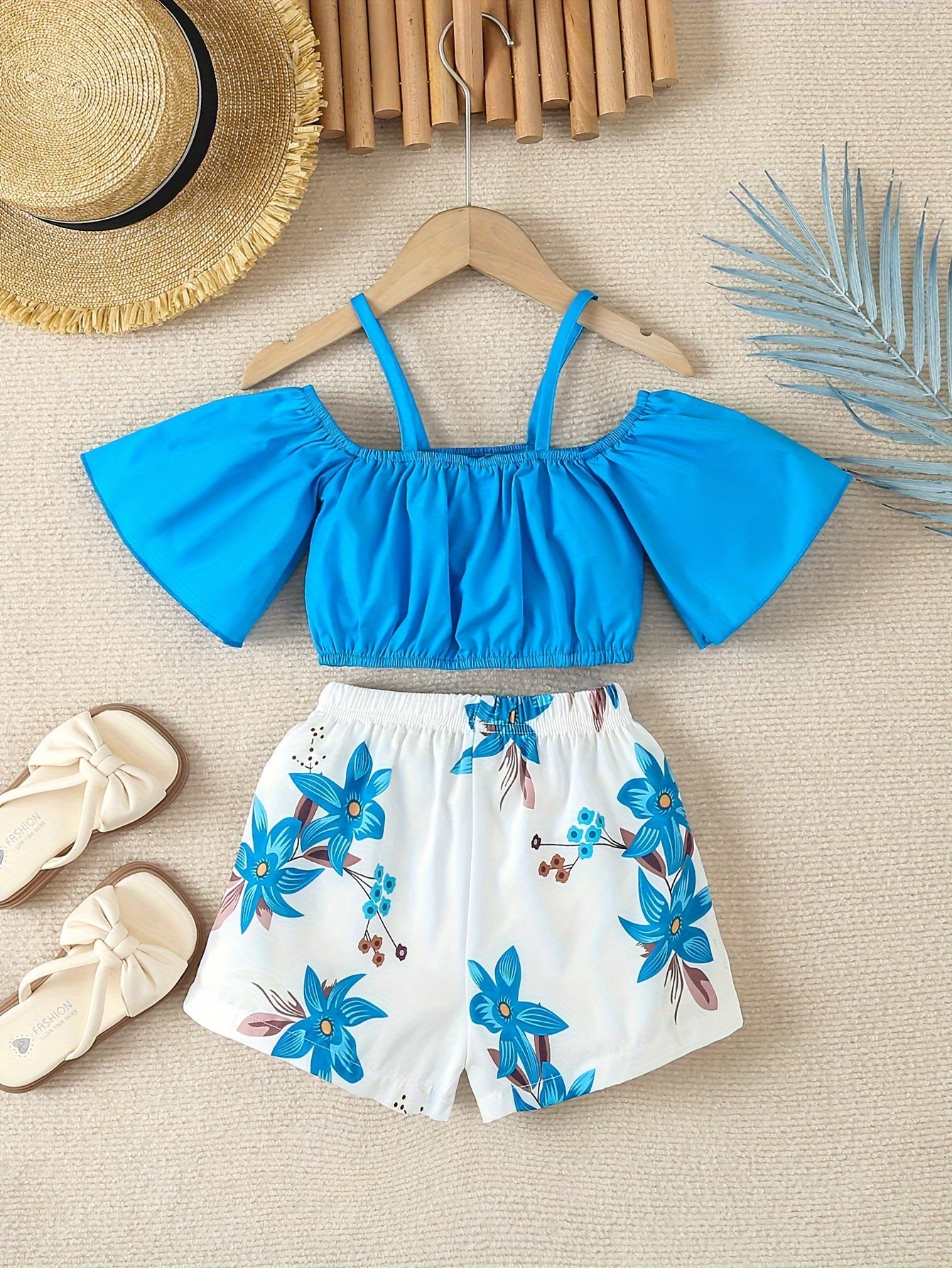 Girls' Shorts Set Two-piece Set Summer Casual Vacation Style Romantic Floral Print Shorts Set Girls' Summer Cool Off-the-Shoulder Strap Top + White Print Shorts Two-piece Set