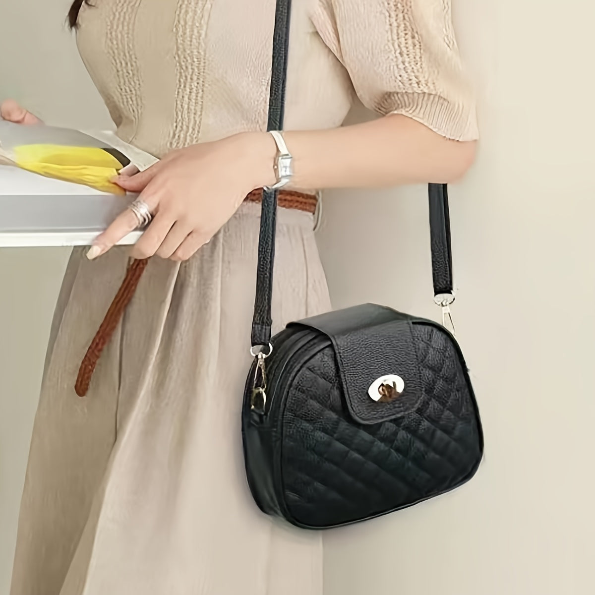 2024 Trendy Shoulder Bags, Popular Diamond-Patterned Spring And Summer Women'S Black Crossbody Mini Bags, Versatile Small Bags, Authentic Multi-Layer Women'S Bags, New Fashionable Middle-Aged Bags, Three-Layer Small Square Ba