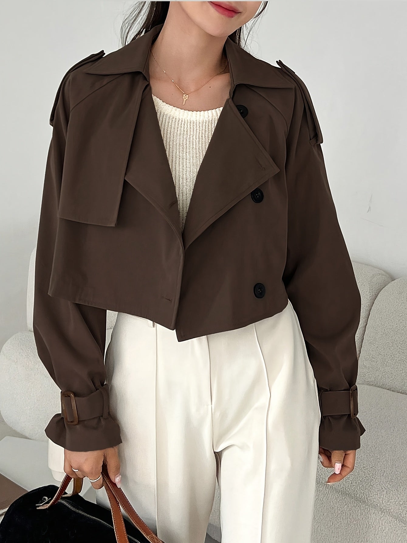 Կանացի էլեգանտ միագույն կարճ քամուց պաշտպանիչ բաճկոն - թեթև, բազմակողմանի վերնազգեստ առօրյա և պաշտոնական հանդերձանքի համար, հեշտ խնամքի համար՝ ձեռքով լվացում/քիմմաքրում, դիմացկուն գործվածք