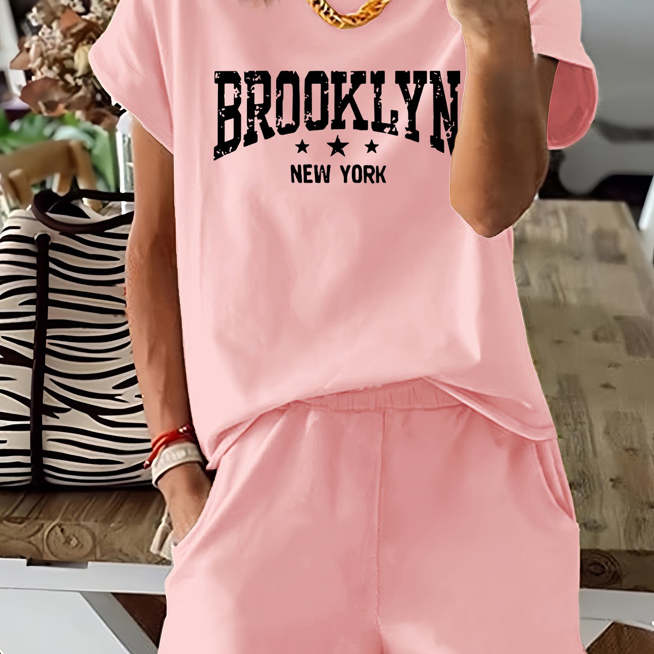 Brooklyn Letter Print Casual T-shirts &amp; Shorts հավաքածու կանանց համար՝ ձգվող պոլիեսթեր խառնուրդ, լվացվող մեքենայում