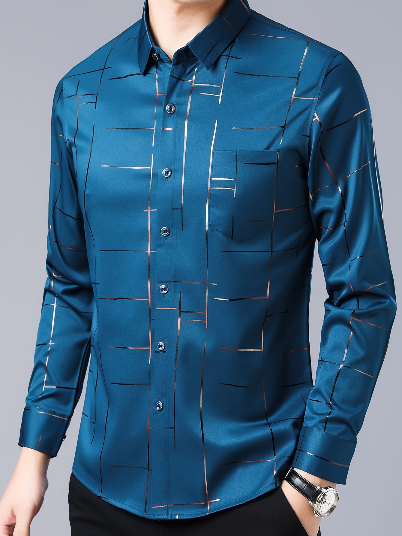 Elegant Men's Maroon Striped Long Sleeve Dress Shirt - Sophisticated Black & Golden Print, Breathable Polyester, Casual Comfort Fit with Classic Collar and Button-Up Front for Casual Attire