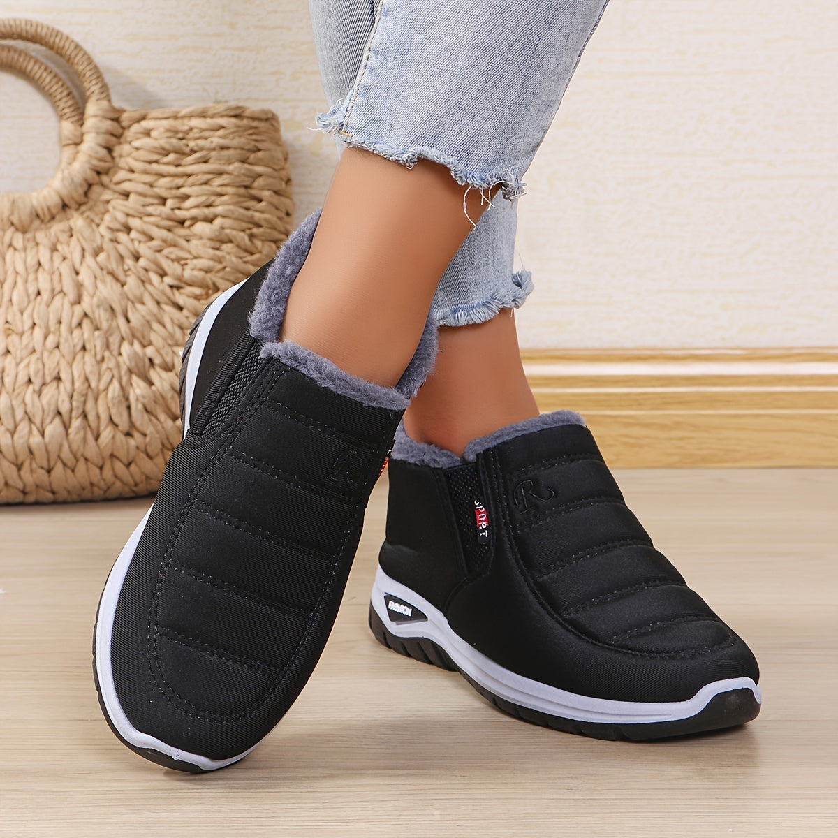 New Winter Women'S Outdoor, Non-Slip, Soft And Comfortable Insulated Cold-Resistant Boots.