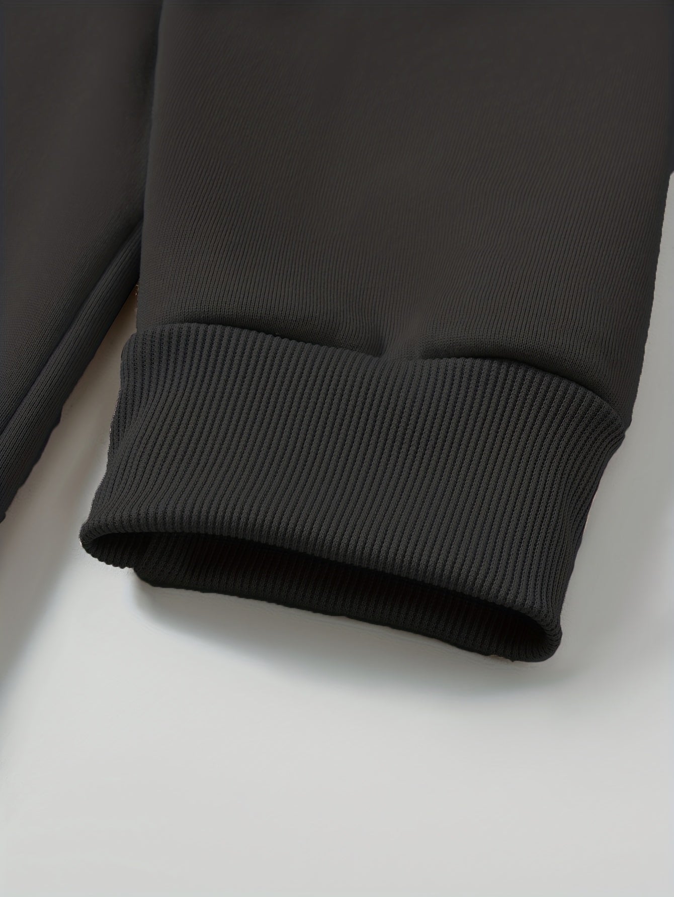 Men'S Minimalist Red & Christmas Tree Print Hooded Sweatshirt - Long Sleeve Casual Pullover with Piping, Regular Fit Winter Warmth for Holiday Parties, Outdoor Activities & Casual Attire, Christmas Sweatshirt, Seasonal Fashio