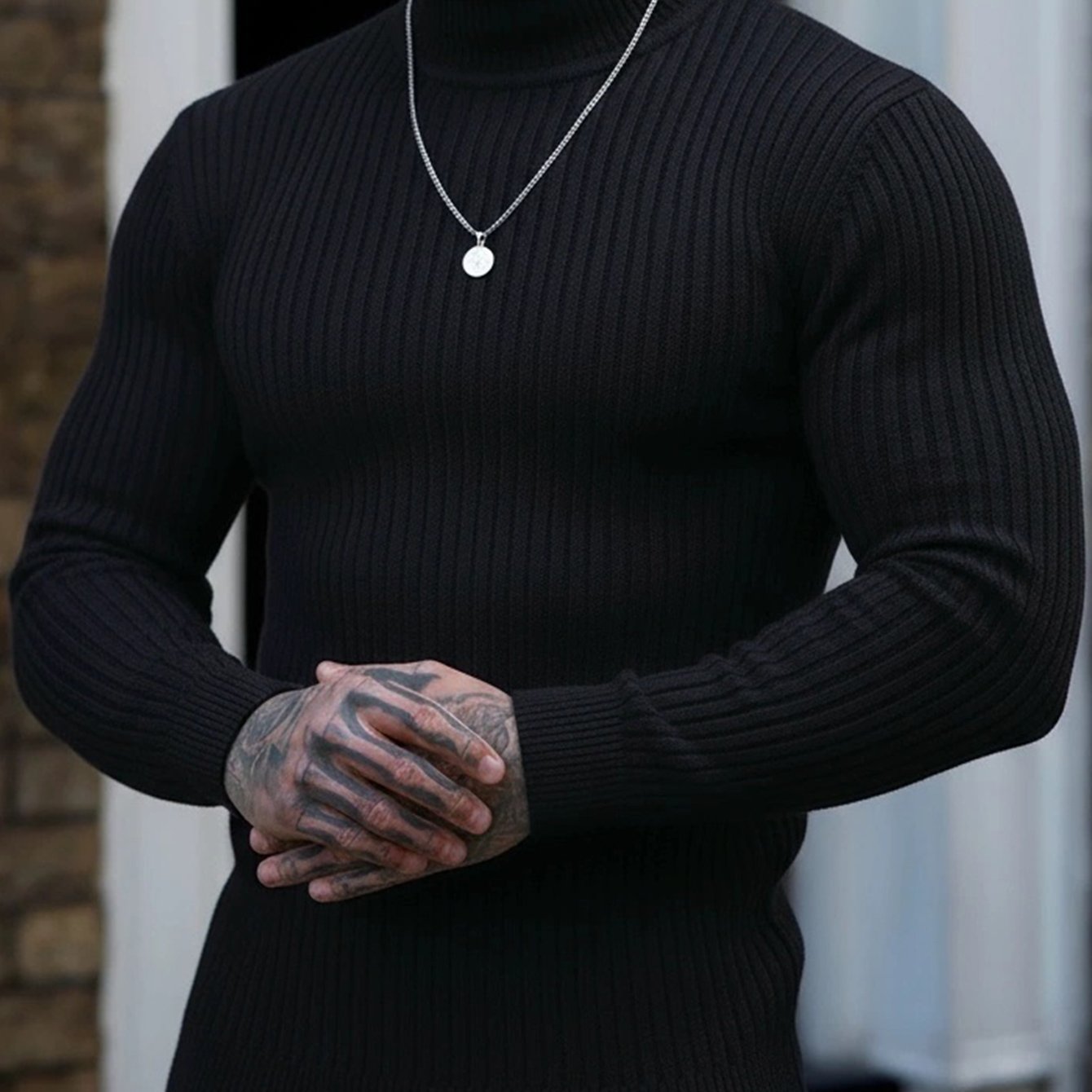 A Men'S Turtleneck Sweater Featuring Vertical Stripes, Designed for a Slim Fit with a Soft And Skin-Friendly Texture. The Textured Design Offers a Neat Appearance Without Being Cumbersome. This Style Is Suitable for Various O