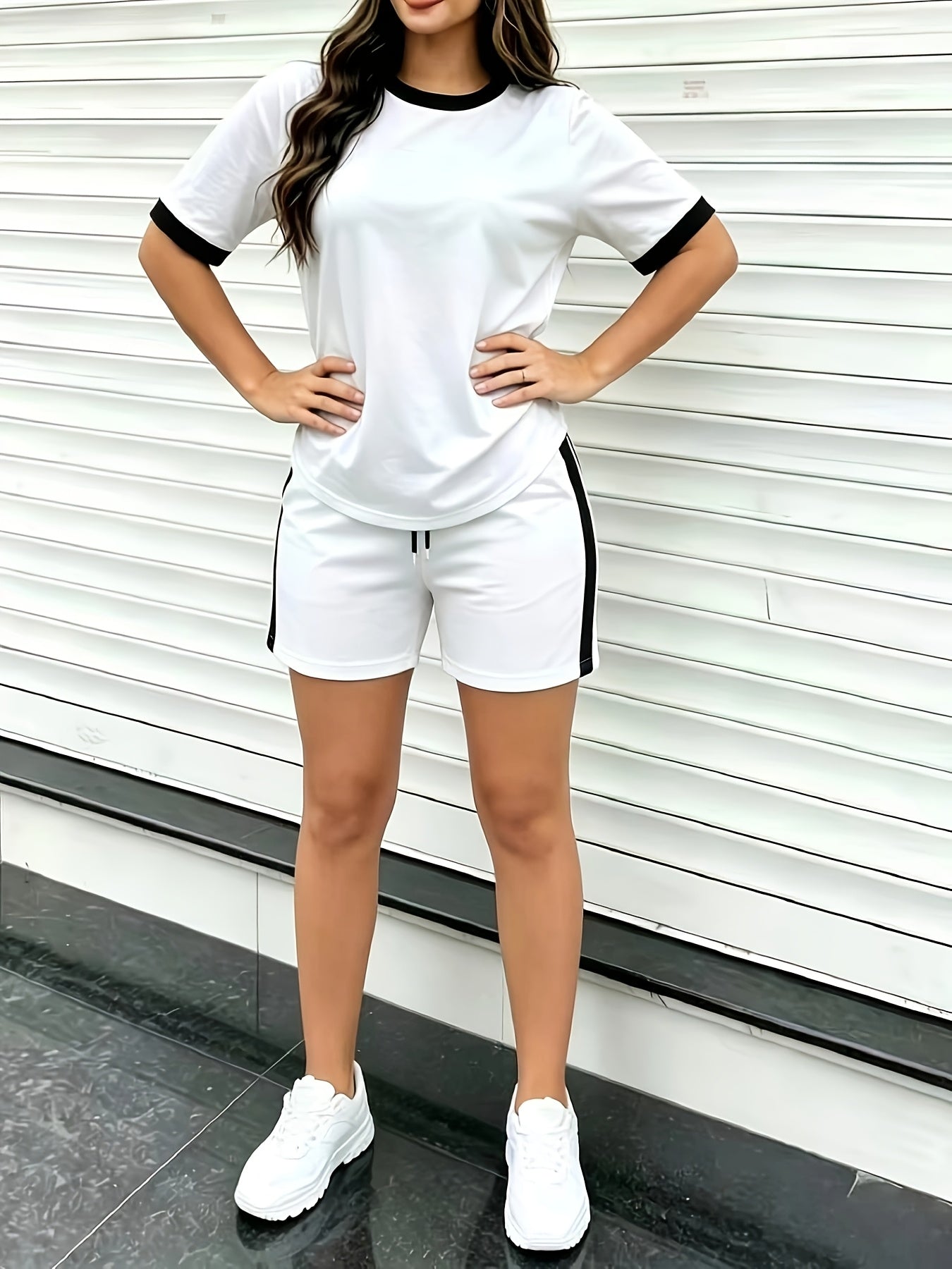 Women’s Elegant Contrast Trim T-Shirt & High-Waist Shorts Set