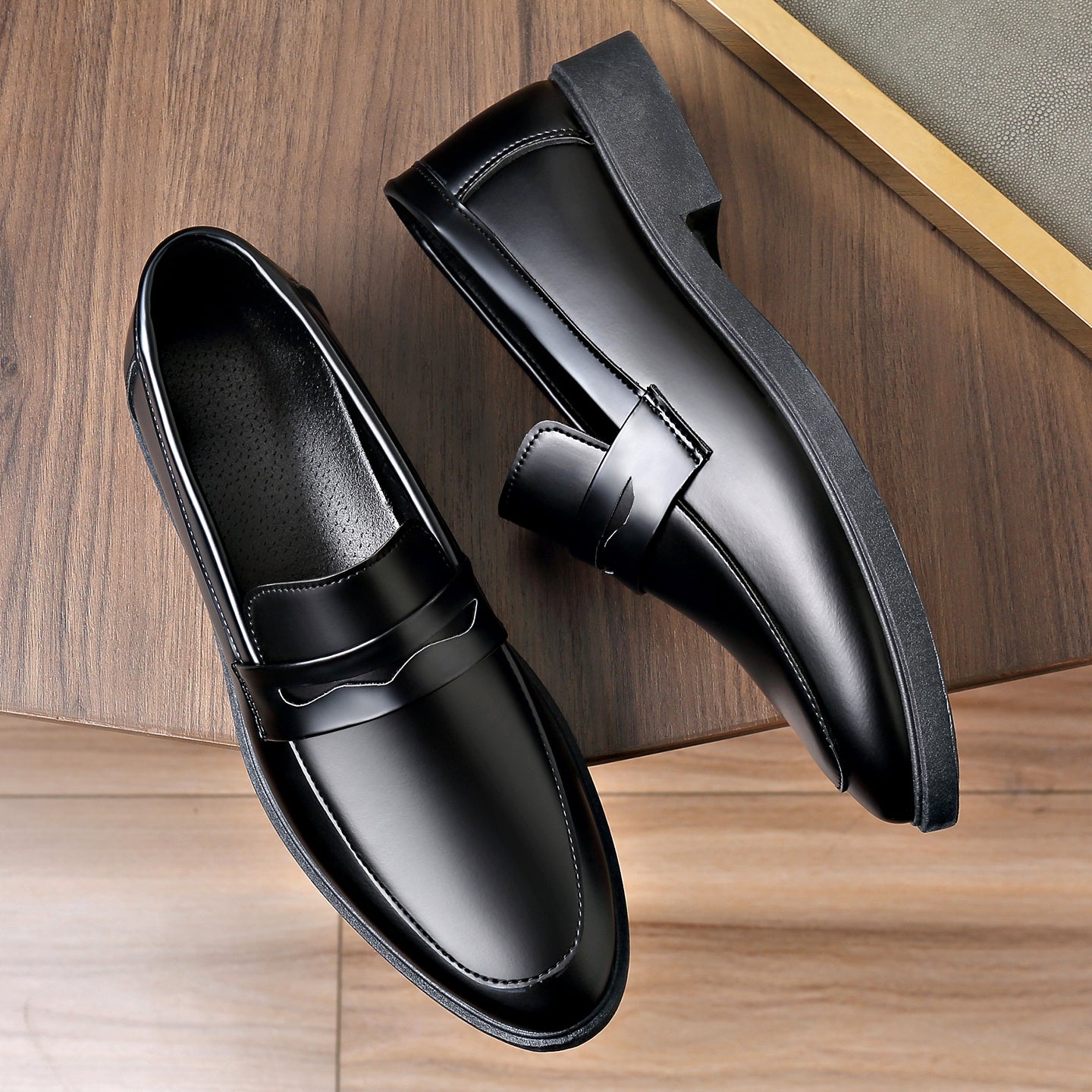 Men's Glossy Slip-On Formal Dress Shoes Low-Top PU Leather