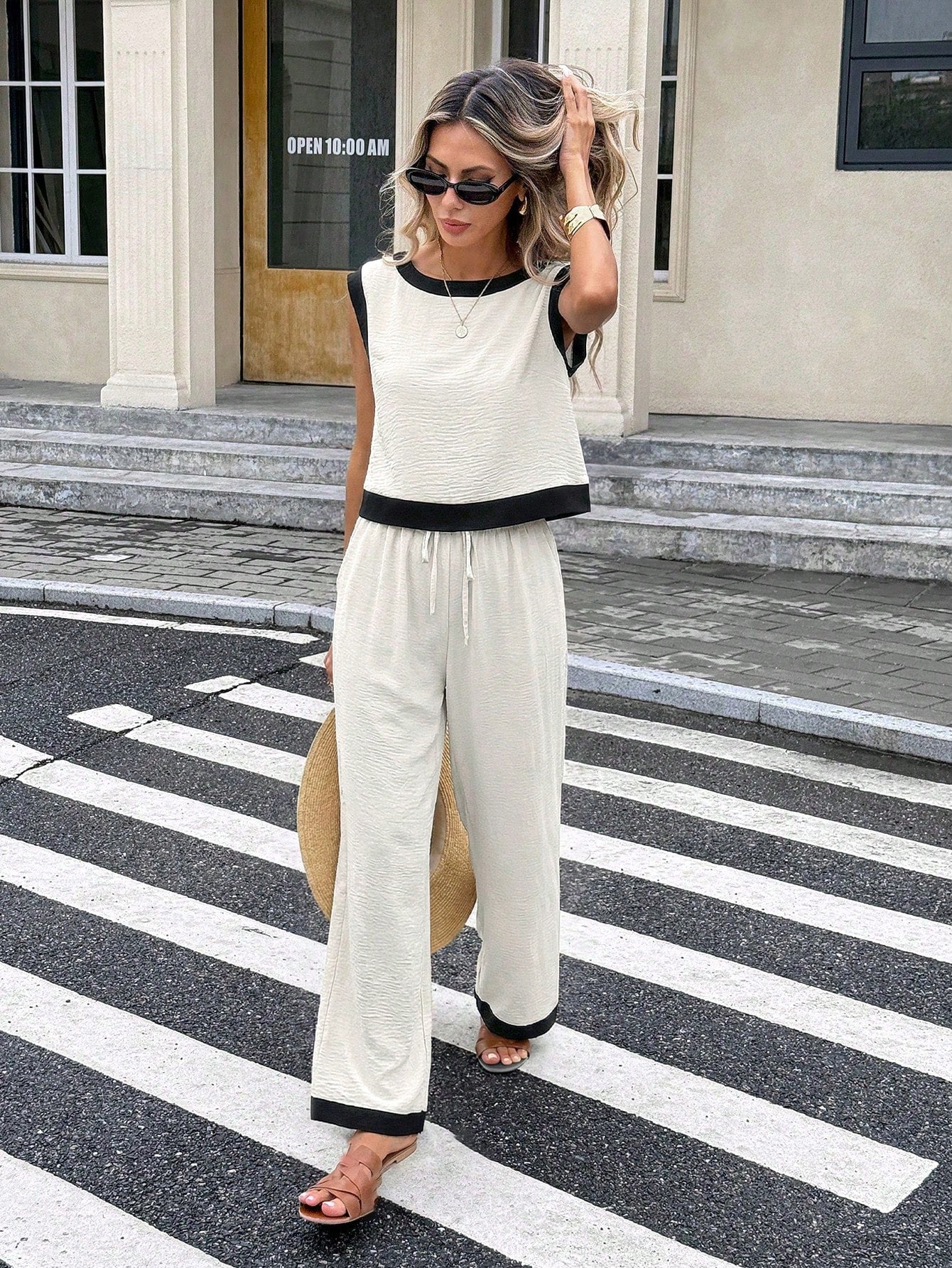Women's Sleeveless Color-Block Tank Top & Wide-Leg Pants Set