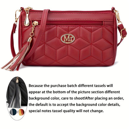 Կանացի կարված, մեծ տարողությամբ, ամենօրյա ուսի պայուսակ՝ ծոպավոր զարդարանքներով, բազմաթիվ կայծակաճարմանդներով և կարգավորվող ուսի գոտիով