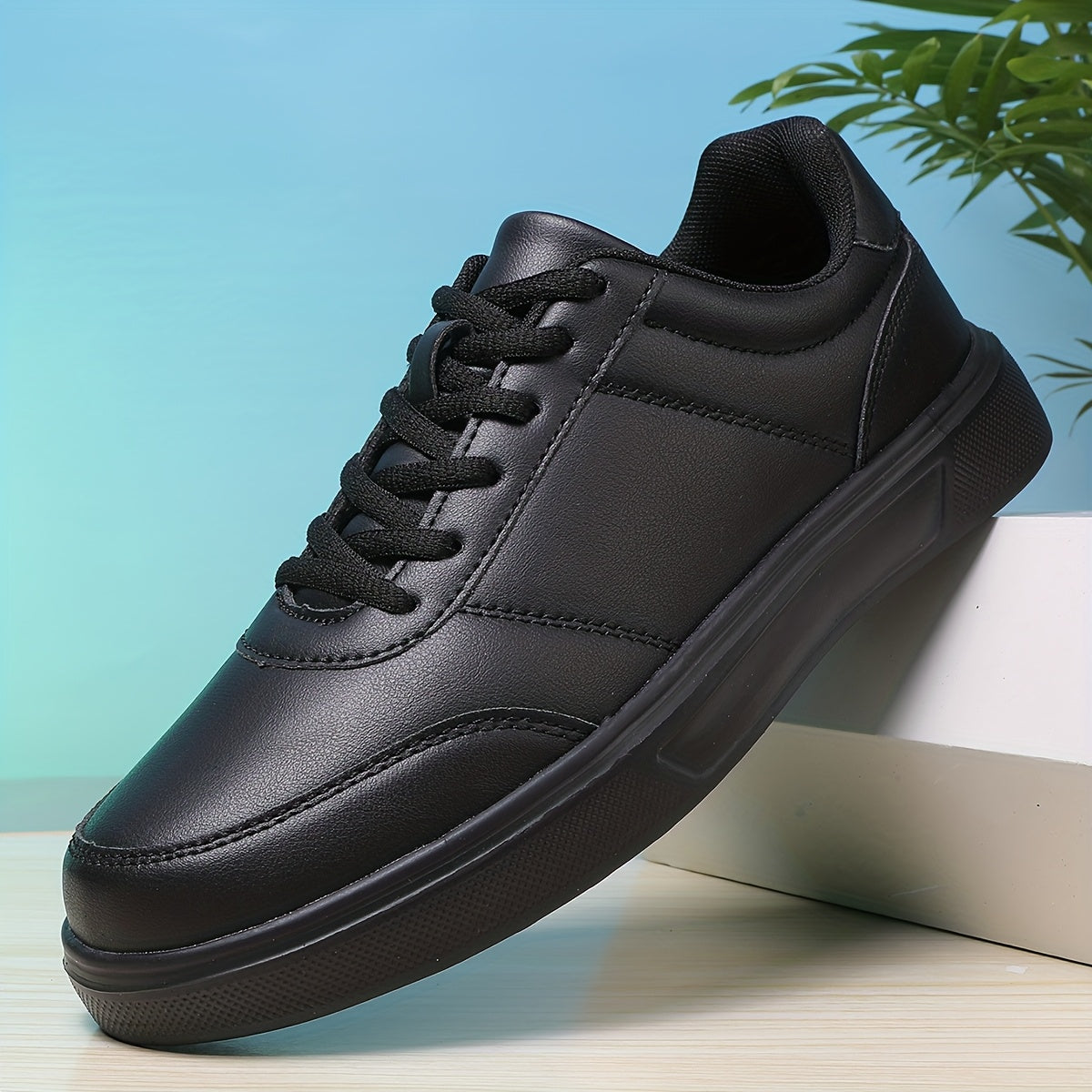 Men's Casual Lace-Up Canvas Sneakers for Everyday Sports
