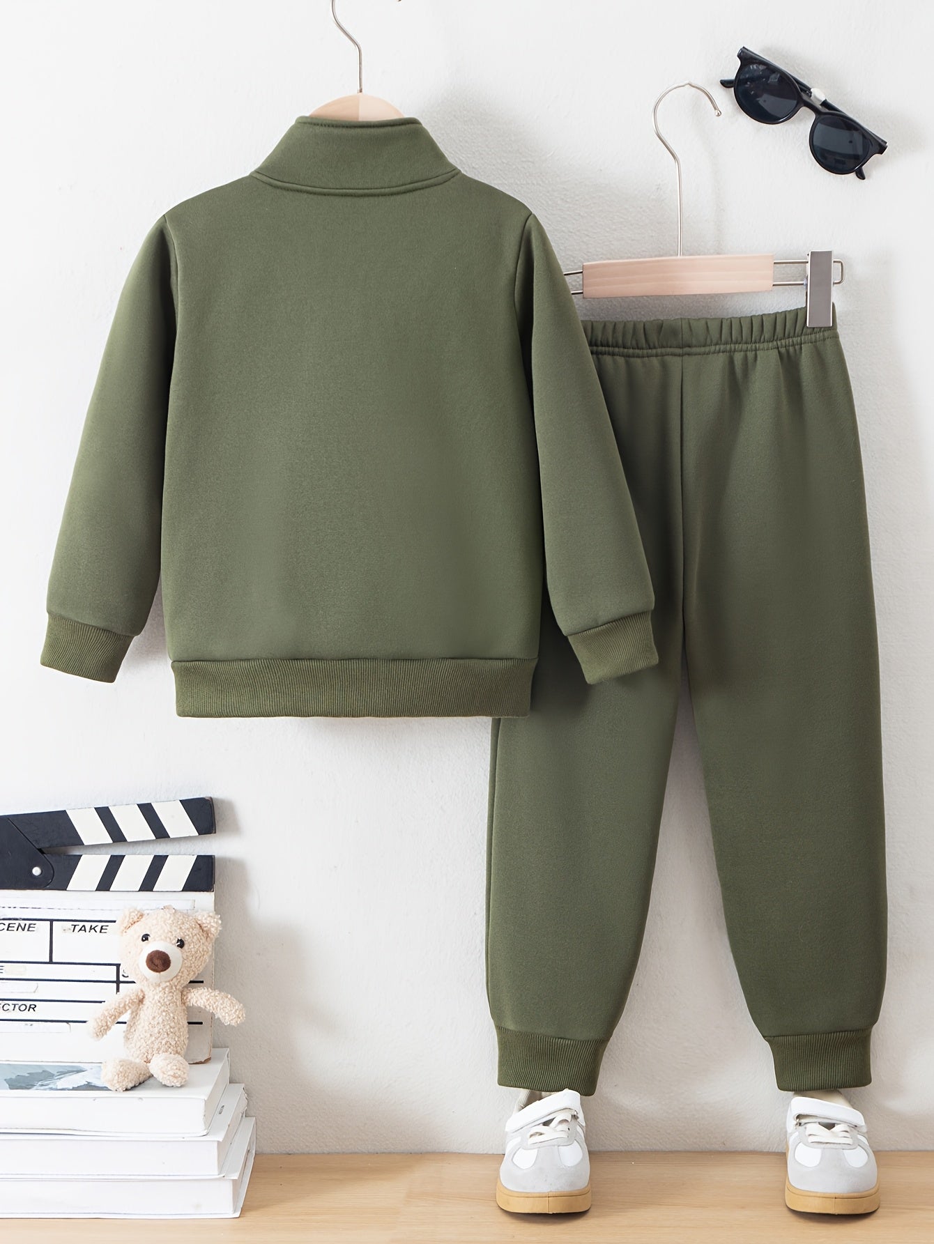 Boys' Cozy Fleece-Lined Hoodie & Sweatpants Set - Olive Green Casual Winter Outfit with Pockets, Thick Warmth for Fall & Winter, Regular Fit, Casual Attire, for Outdoor