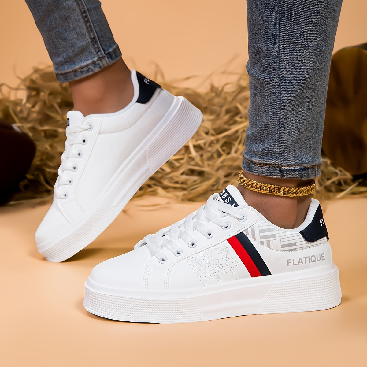 Men's Lightweight Black & White Sports Sneakers with Breathable Mesh