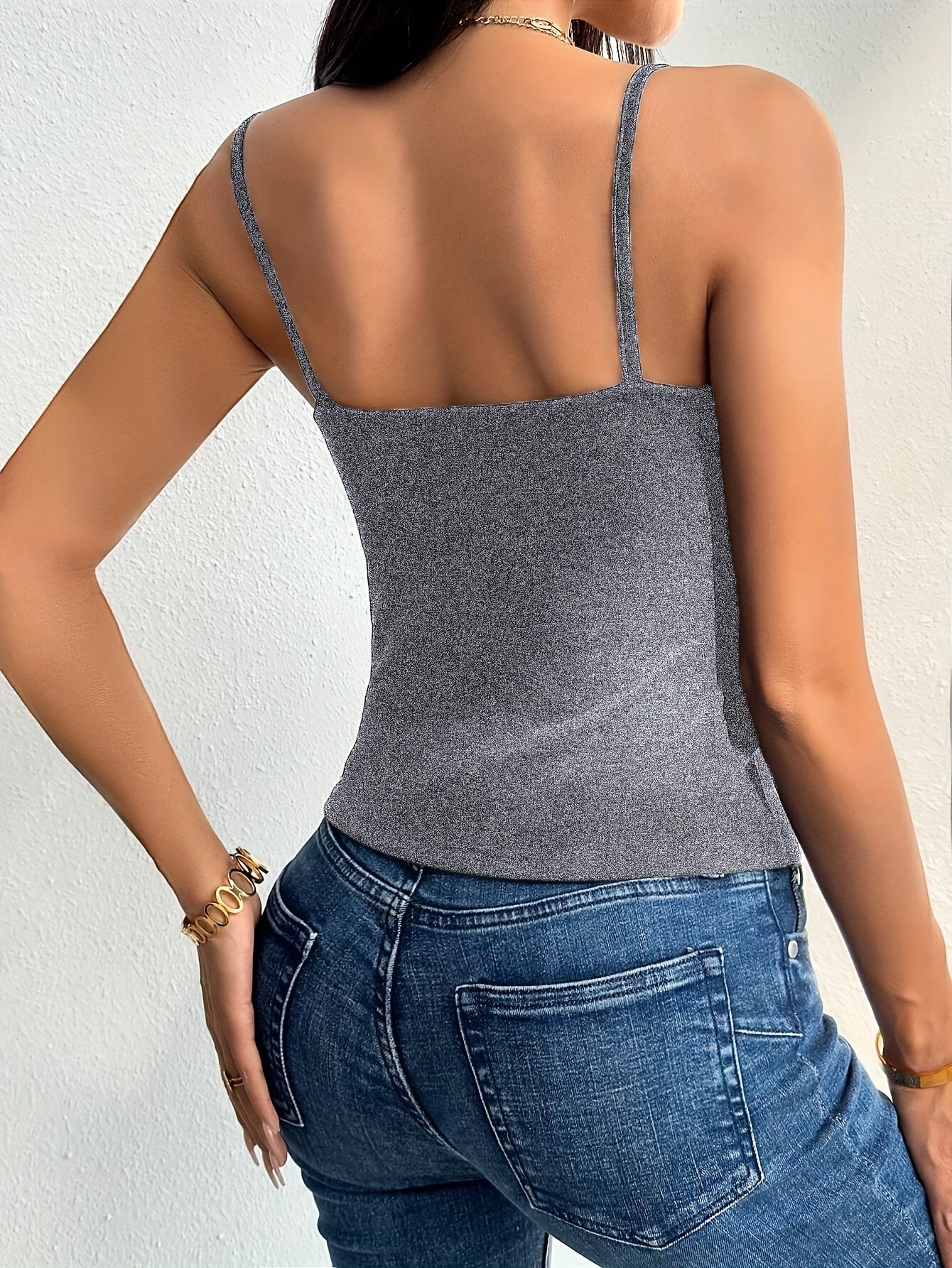 Կանացի աշնանային և ձմեռային նորաձև բաճկոն՝ բրդյա աստառով, կարված է նեղ չափսի համար, տաք, հարմար է շերտավոր կամ առանձին կրելու համար, ոճային և բազմակողմանի