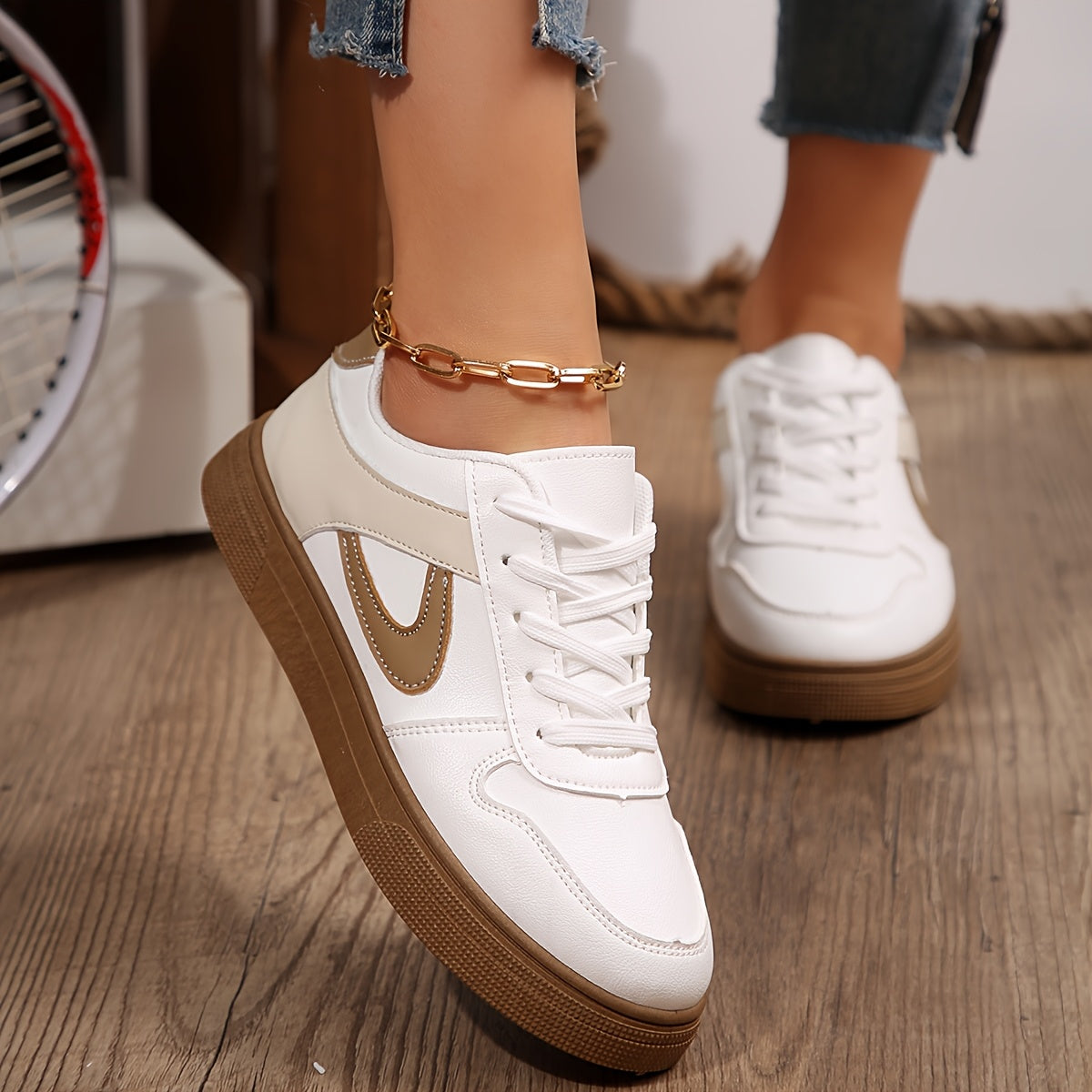2025 Spring New Arrival Avant Garde Round Toe Lace Up Low Top Synthetic Outdoor Sports Shoe