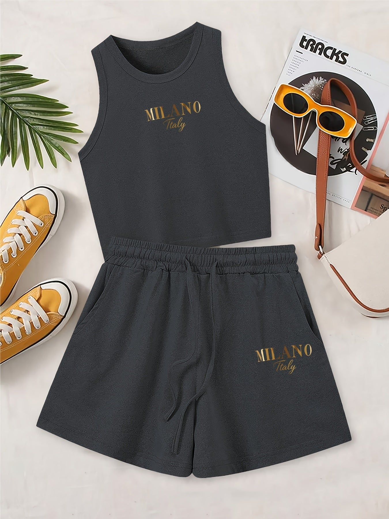 Casual Women’s Two-Piece Suit with Graphic Print Vest & Shorts