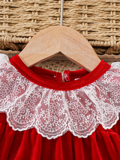 1 հատ կարմիր ժանյակավոր զգեստ՝ ծալքավոր օձիքով և ժապավենով մեջքով, երկար թևքերով ձմեռային երեկույթի զգեստ՝ Սուրբ Ծննդյան, Նոր տարվա, հարսանիքների համար, մեղմ, տաք հագուստ (կարճ բացվածքով, լվացքի մեքենայով լվացվող հագուստ)