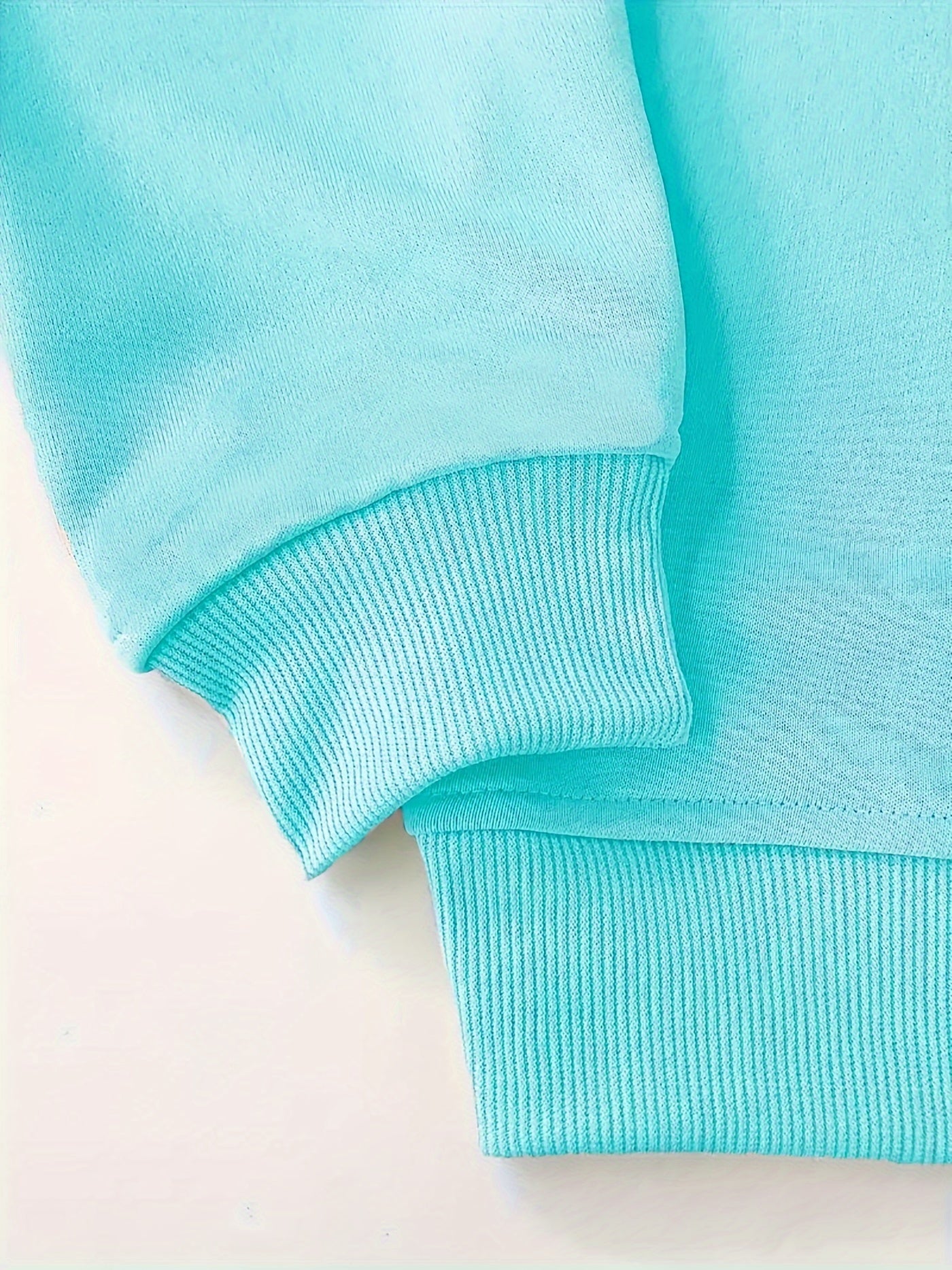 Women's Rich Red Christmas Sweatshirt - Thick Warm Winter Pullover for Holiday Party Outfits, Non-Stretchy Round Neck Sweater, Machine Washable Cold Weather Clothing Gift for Her, Festive Sweater, Santa Hat Design, Soft Textu