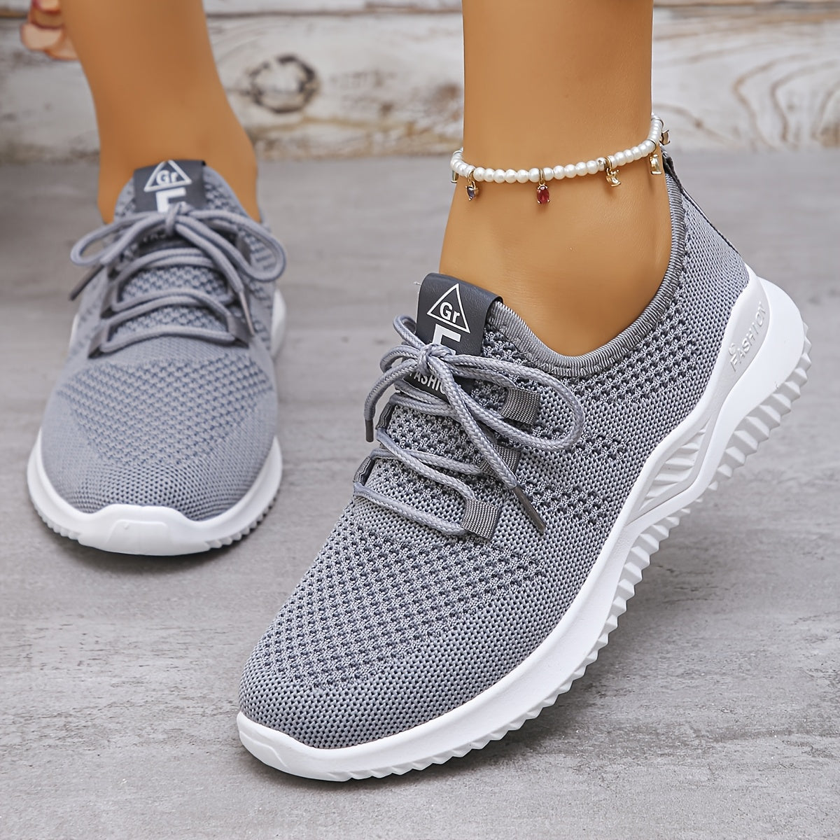 Women's Breathable Mesh Running Shoes Lightweight Wide Fit