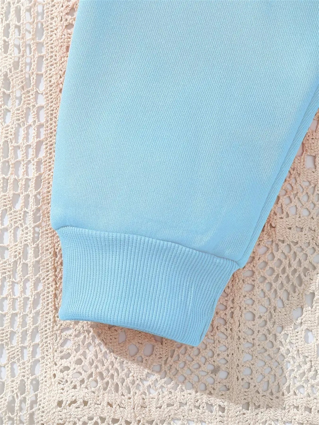 Women's Fleece-Lined Round Neck Pullover Sweatshirt - "JESUS" Christmas Print, Comfortable Loose Fit for All Seasons, Festive Holiday Design Casual Top