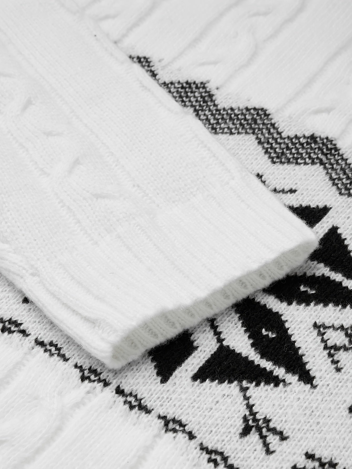 Men's Slim-Fit Cable Knit Sweater - Winter Warm Pullover with Geometric Corduroy Clasp (Adjustable Rope), Round Neck Long Sleeve Casual Sweating for Fall/Winter Layering - Hand Washable Knitwear for Smart-Casual Outfits (Not