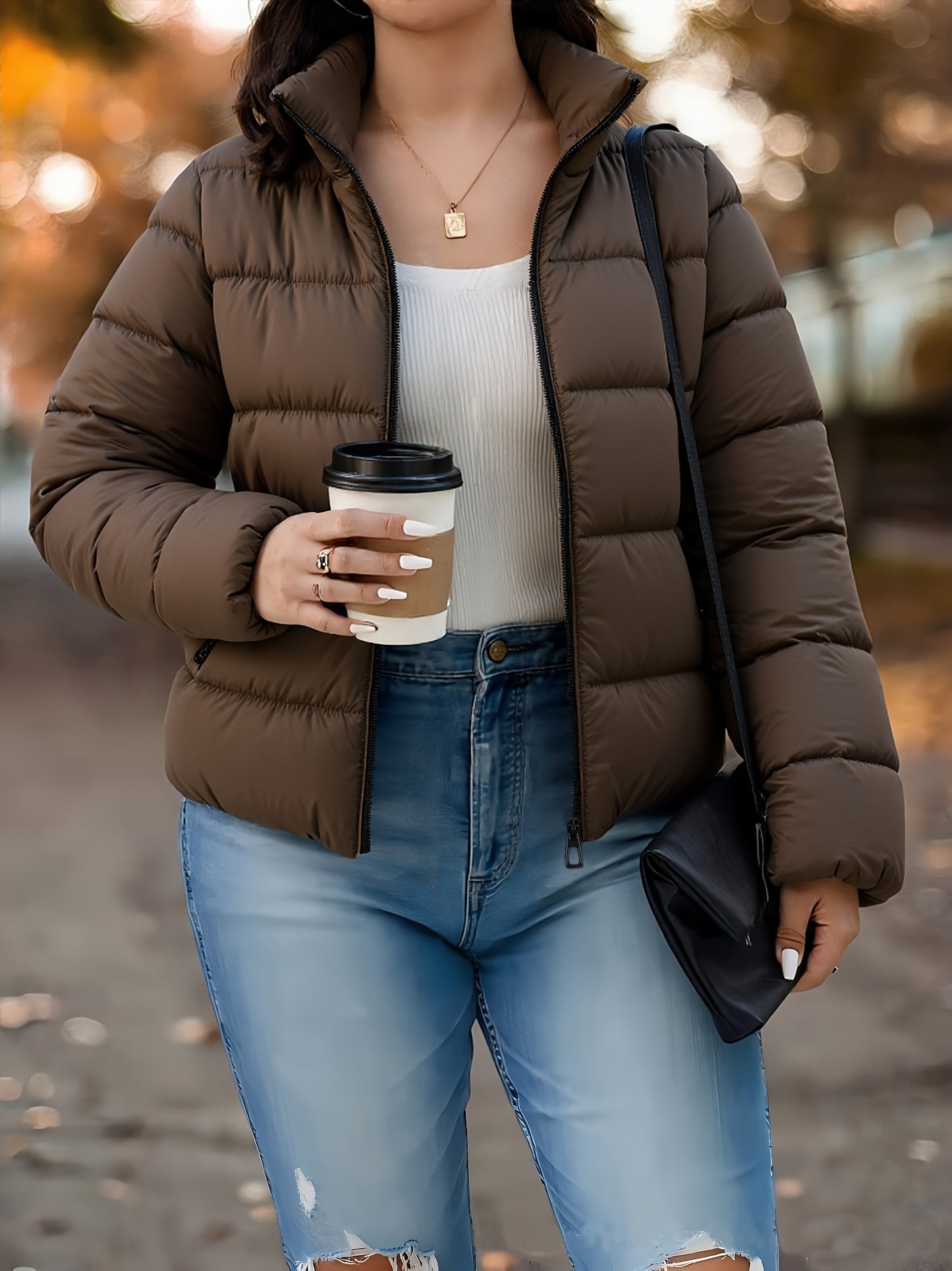 Կանացի էլեգանտ ձմեռային տաք բաճկոն՝ կայծակաճարմանդով, առջևի մասում՝ A-գծի ուրվագիծ և կանգնած օձիք - Բեժ/սպիտակ վերարկու՝ կայծակաճարմանդով, լվացքի մեքենայով լվացվող վերնազգեստ՝ ամենօրյա և պաշտոնական միջոցառումների համար - Cozy Winter Outer J