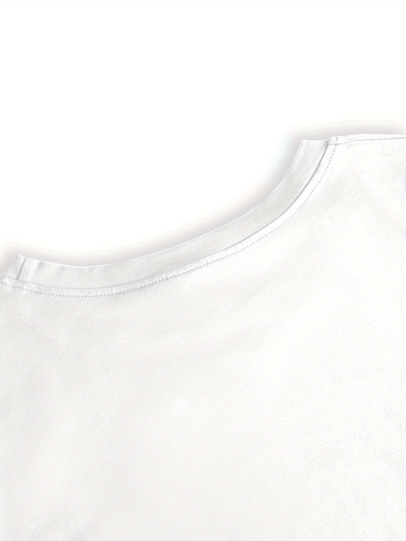 Women'S Christmas Long Sleeve T-Shirt - Santa Claus & Holiday Graphic Tee, Machine Washable Everyday & Party Outfit for Christmas, New Year'S Eve - Non-See-Through Casual Top, Christmas Shirts, Festive Attire, Round Neckline