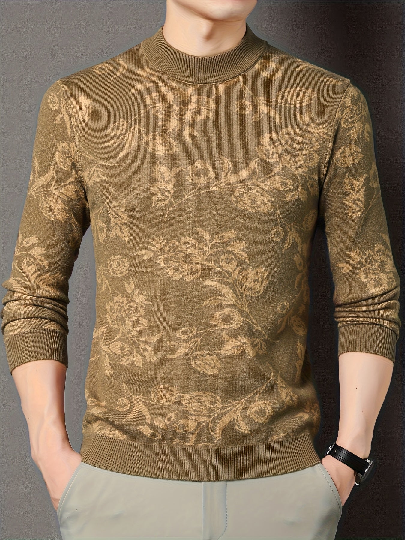 Նոր աշնանային և ձմեռային հավաքածուն ներառում է տղամարդկանց երկարաթև տրիկոտաժե սվիտեր՝ ծաղկային նախշերով, ձևավորված ակոսավոր դետալներով: Այս առօրյա և ոճային սվիտերը կատարյալ է աշնանային և ձմեռային սեզոններին ամենօրյա կրելու համար: