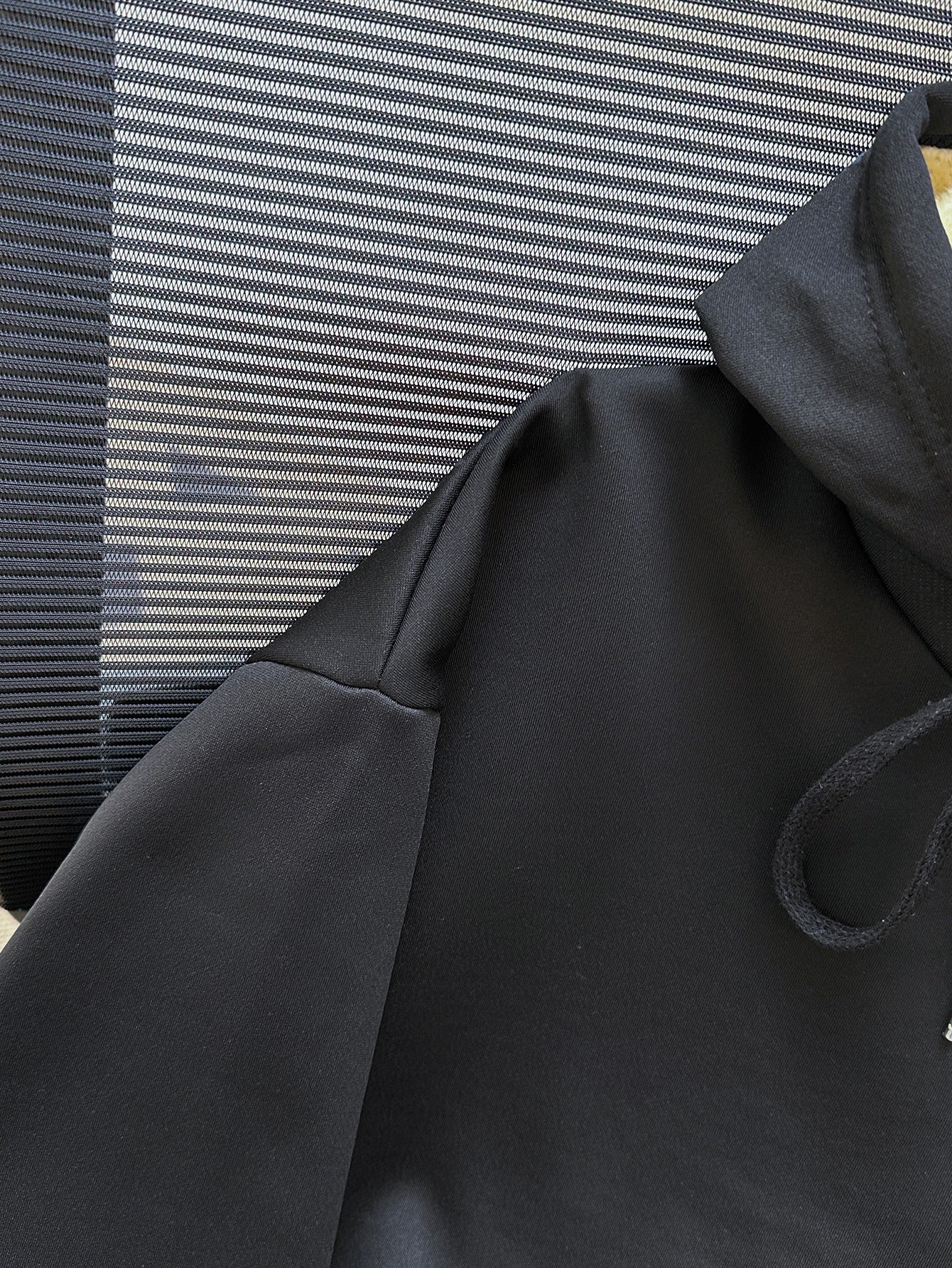 Կանացի մեծ չափսի ձմեռային տաք, գլխարկով սվիտեր՝ Շնորհավոր Սուրբ Ծնունդ և Շնորհավոր Նոր Տարի նախշերով - Հաստ բրդյա ծածկույթով մեծ չափսի սվիտեր, հարմարավետ, առօրյա սվիտեր Սուրբ Ծննդյան համար, Հելոուինի նվերներ, Սուրբ Ծննդյան սվիտեր, տոնական հագուստ,