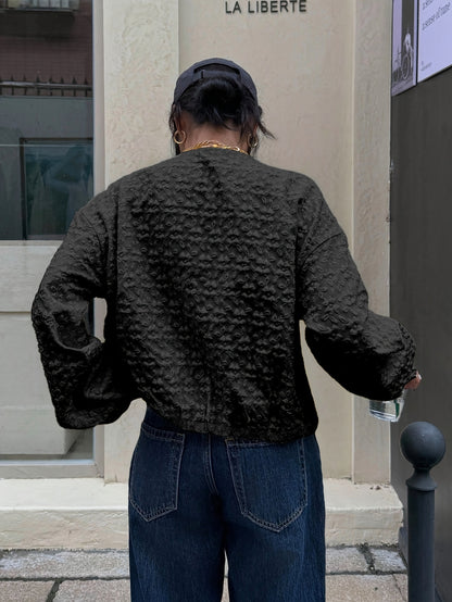 Միագույն կայծակաճարմանդով առօրյա բաճկոն